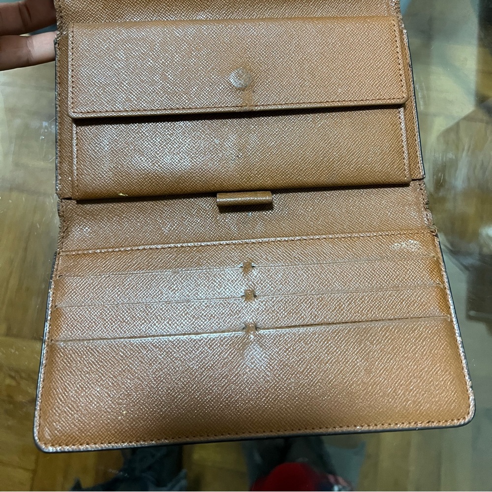 Louis Vuitton wallet women